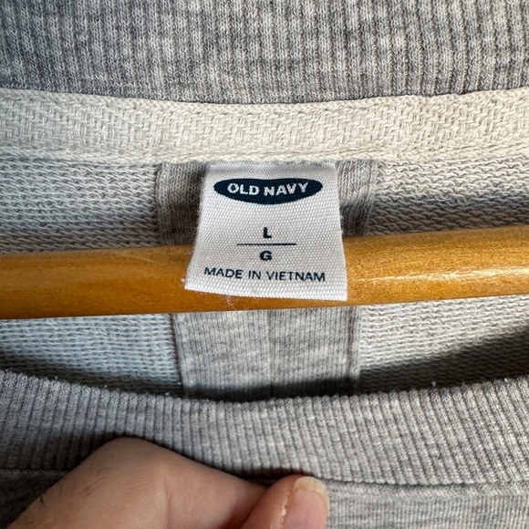 Old Navy Women's Long Sleeve Split Back Sweatshirt Tie Hem Gray Size Large - Picture 3 of 14